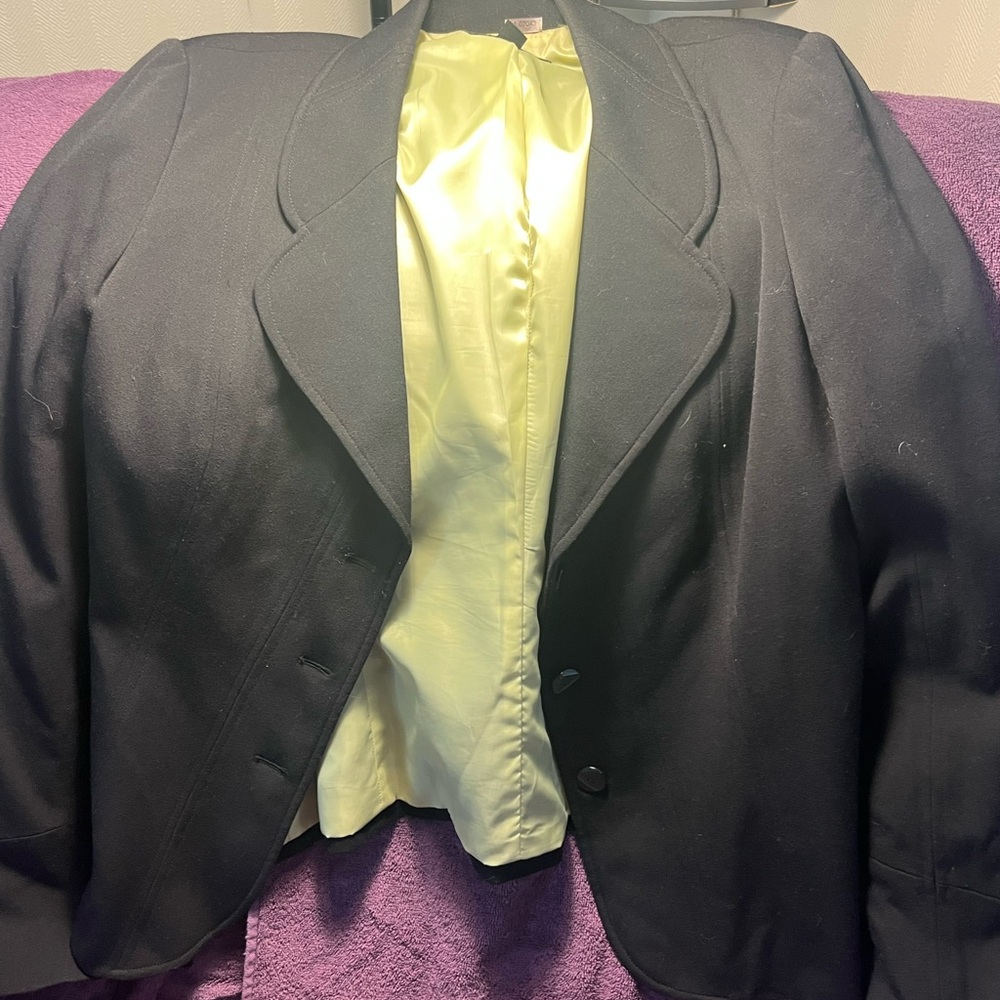 Atelier Swarovski Black and Yellow Blazer with Classic Tailoring
